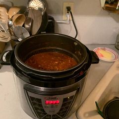 A picture of Instapot chili.