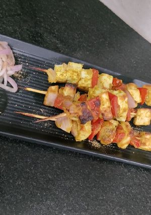 A picture of Paneer tikka.