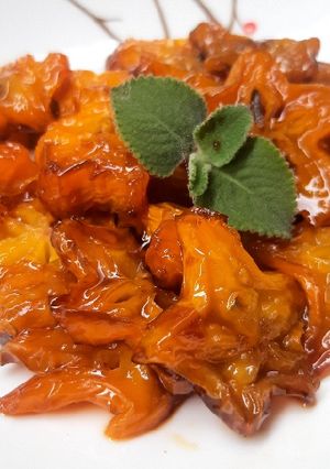 Hình của món Mứt khế.