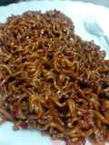 পিনাট বাটার ম্যাগি (Pea nut butter maggi recipe in Bengali)