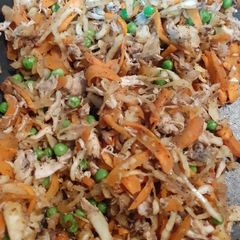 A picture of Chicken Spring filling.