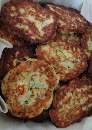 A picture of Keto Courgette patties.
