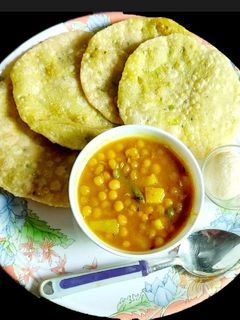 কড়াইশুঁটির কচুরি (Karaisutir kachori recipe in bengali) রেসিপির প্রধান ছবি