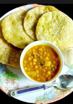 কড়াইশুঁটির কচুরি (Karaisutir kachori recipe in bengali) রেসিপির প্রধান ছবি
