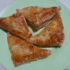 รูปของ Croisant isi sosis bbq