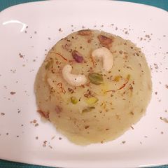 A picture of Maha Prasad --- Sheera.