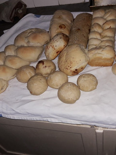 Una foto de • Panes saborizados 🍞🥖 •
