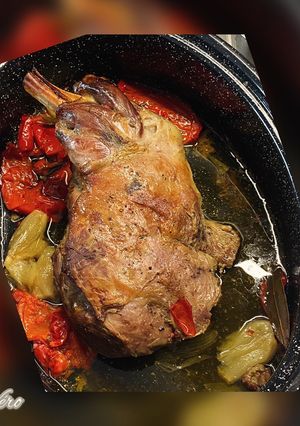 Une photo de Agneau de Pâques confit