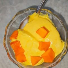 A picture of Mango ice cream.