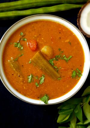 A picture of Kerala style varutharacha sambar.