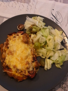 Una foto de Pimiento rojo relleno en airfryer keto