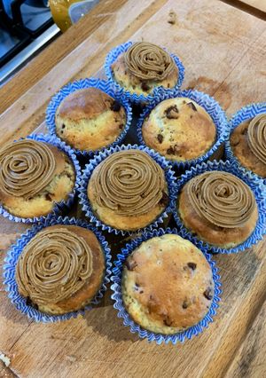 A picture of Easy Chocolate Chip Muffins.