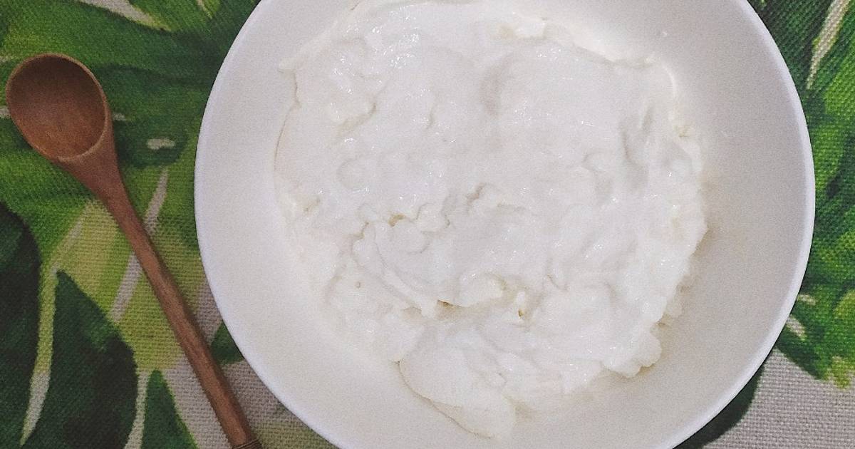 Cách thực hiện làm sữa chua Hy Lạp bằng nồi cơm điện như thế nào? Lưu ý những điều gì đối với từng bước thực hiện để có được sữa chua thơm ngon và đạt độ dẻo mịn như mong muốn?
