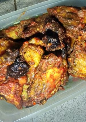 A picture of Peppered chicken meat.