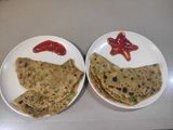 बटाटा मटार चिझ पराठे (Batata Matar Cheese Parathe Recipe In Marathi)