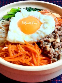Hình của món Cơm trộn Hàn Quốc.