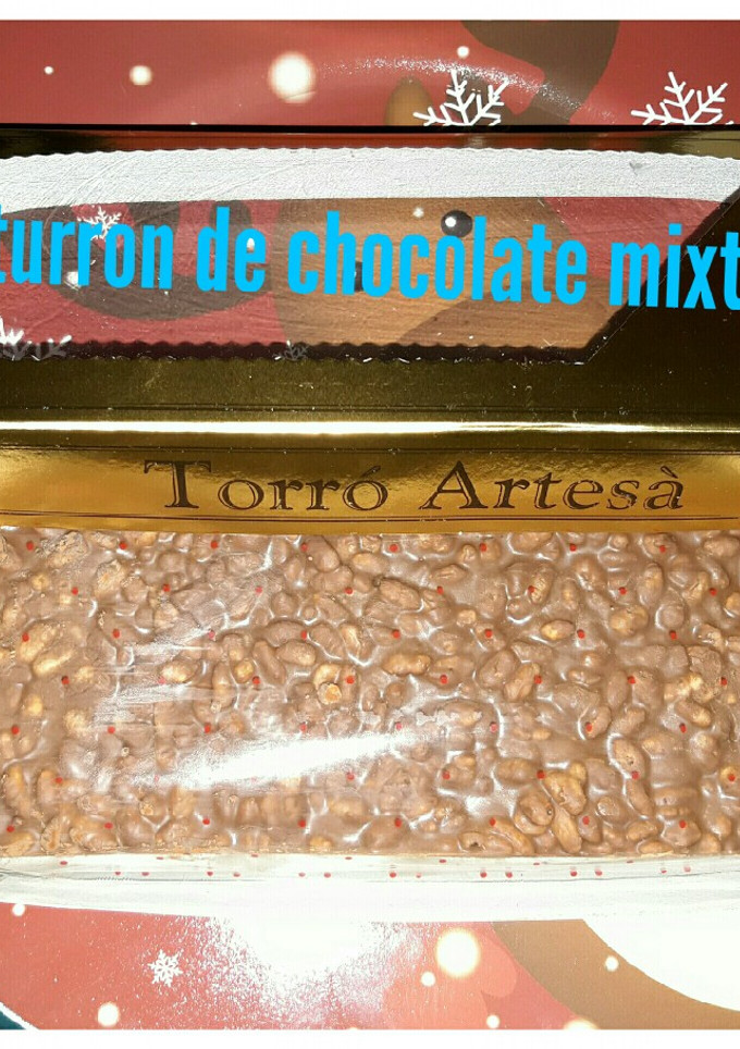 Una foto de Turrón de chocolate mixto y arroz inflado
