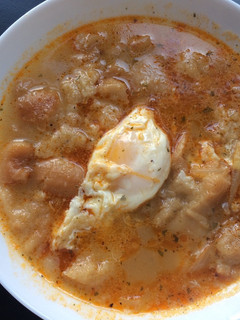 Una foto de Sopa de pan, ajo, cebolla y huevo