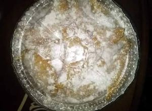 Una foto de Empanadillas de queso crema y guayaba.. azúcar blanca de bizcocho