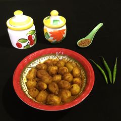 A picture of Aloo Dum (semi dry).