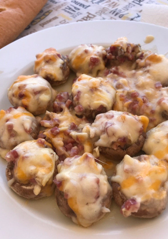 Una foto de Champiñones rellenos