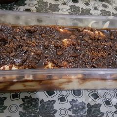 A picture of Chocolate Browine Custard 😍.