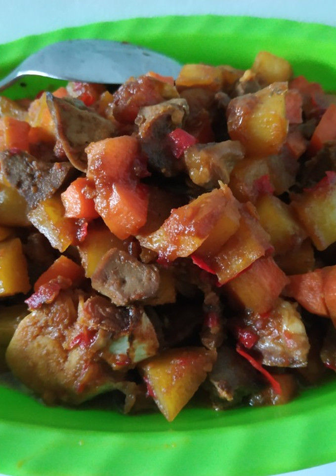 Foto resep Sambal goreng kentang wortel hati ampela manis