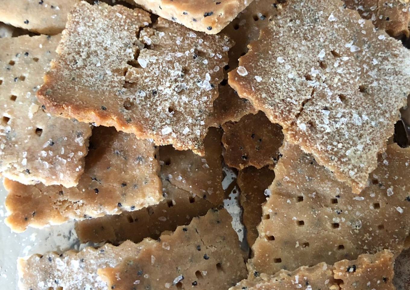 PoppySeed and SeaSalt Rice Crackers