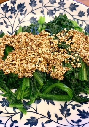 涼拌芝香菠菜 的食譜成品照片