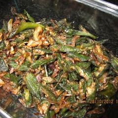 A picture of Ladies finger fry.