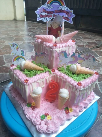 Langkah Mudah untuk Menyiapkan Resep  Cake Ultah Unicorn yang Lezat Sekali, Lezat