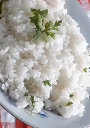 صورة لوصفة الارز الابيض 🍚 لفتة 🍖العييد🥩