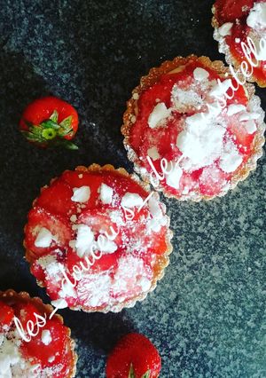 Une photo de Tartelettes aux fraises express