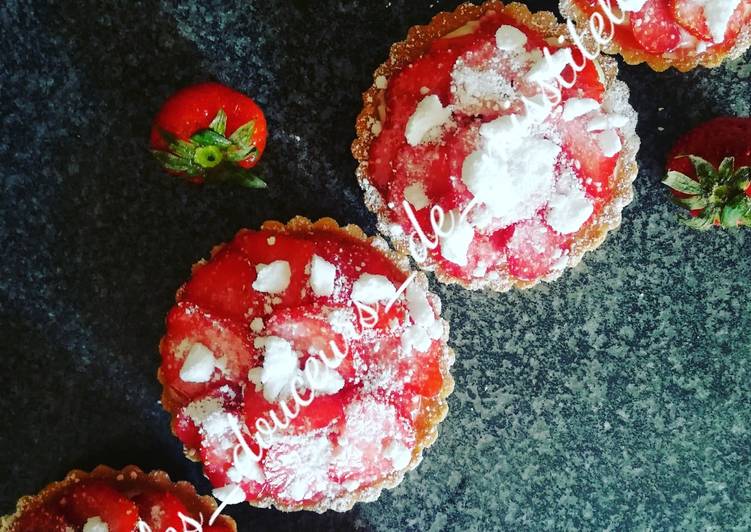 La Délicieuse Recette du Tartelettes aux fraises express