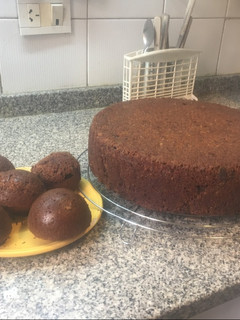 Una foto de Teisenddu (torta negra galesa)