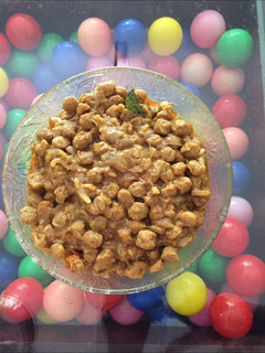 மீல் மேக்கர் கிரேவி சிக்கன் கிரேவிஸ்டைல்(vegசாப்பிடுபவர்களுக்கு)(meal maker gravy recipe in tamil) செய்முறை முக்கிய புகைப்படம்