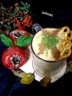 عکسی از دستور اسموتی موز و خرمالوsolmaz