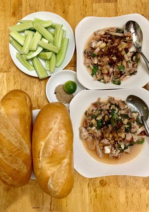 Hình của món Ốc giấy xào bơ tỏi.