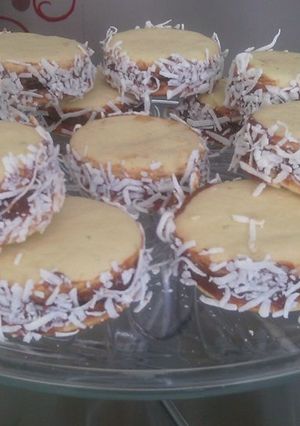 A picture of Alfajores (Original Argentine Recipe).
