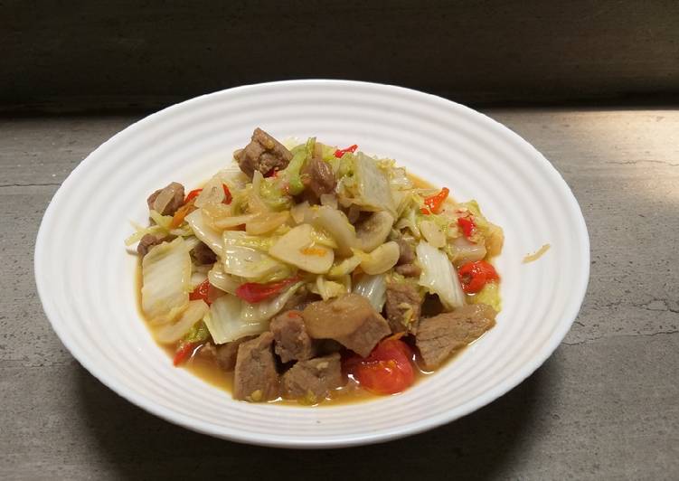 19. Tumis sawi putih daging sapi