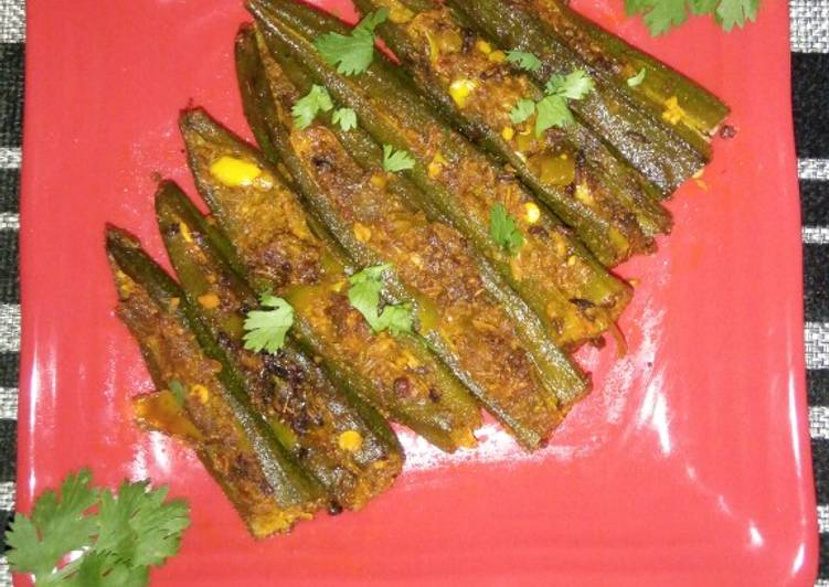 Recipe of Quick Bharwa (stuffed) bhindi