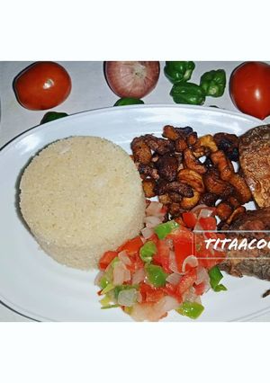 Une photo de Attiéké Poisson & Alloco