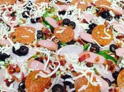Una foto de masa para bollo de pizza