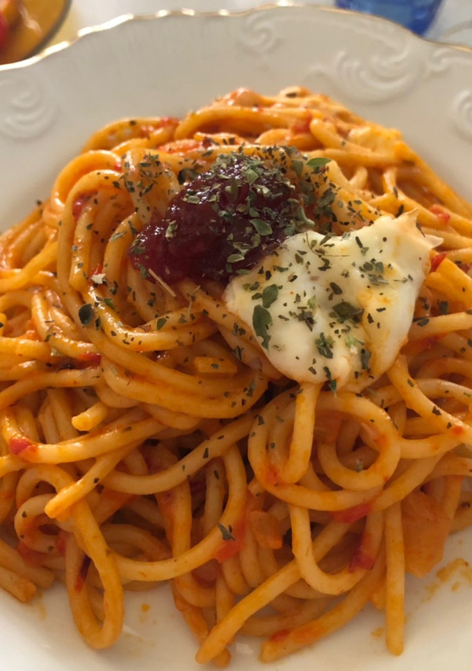 Una foto de Espaguetis con pimiento