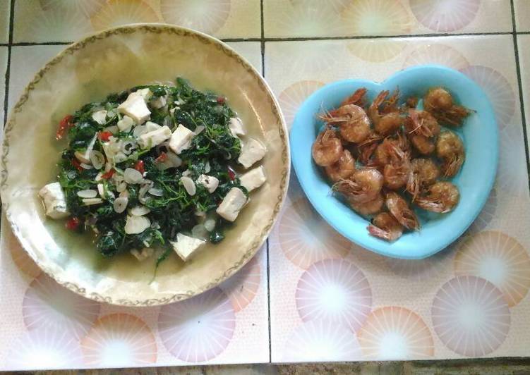 Oseng kakung tahu putih + udang goreng