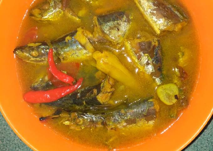 Yuk intip, Resep bikin Ikan layang masak kuah rempah 🐟 yang nikmat