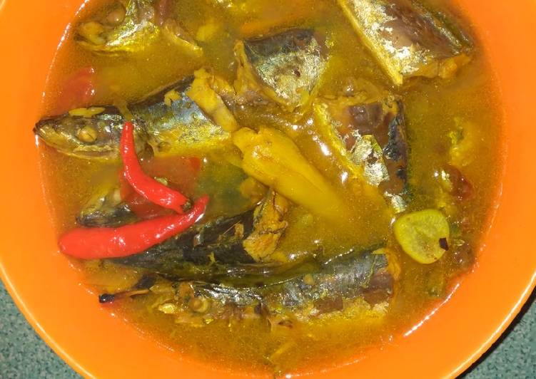 Resep Ikan layang masak kuah rempah 🐟 yang Sempurna