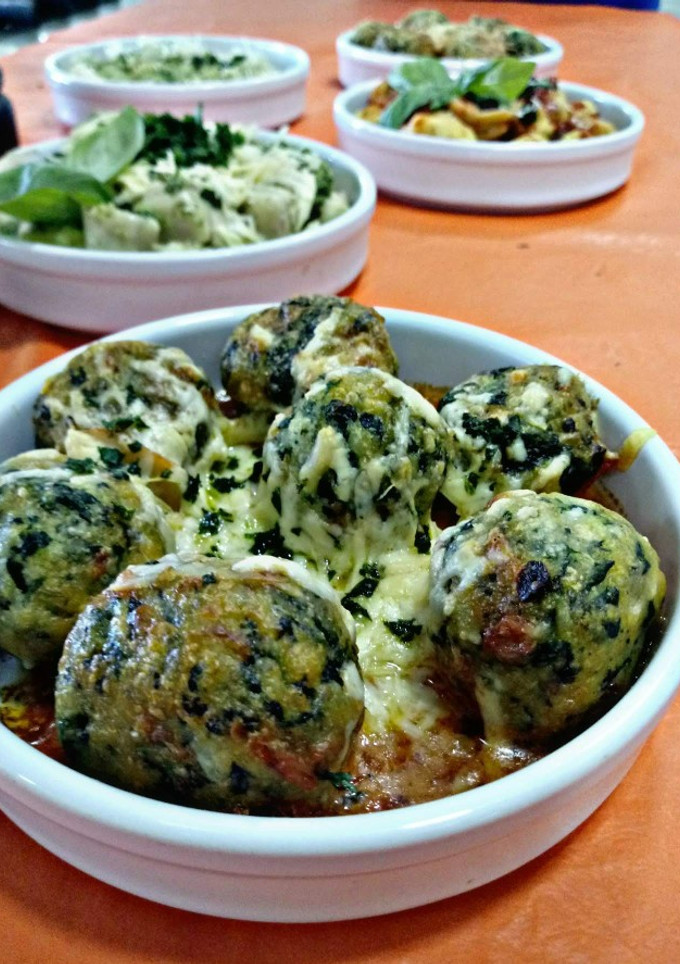 Una foto de Malfatti de espinaca