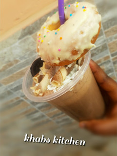 A picture of Oreo freak shake.