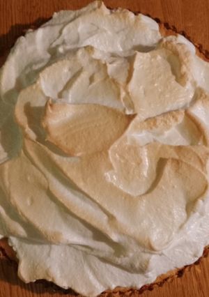 Una foto de Tarta chilena (dulce de leche y merengue)